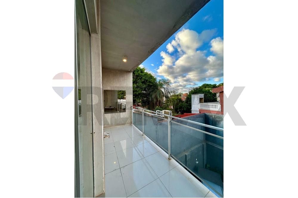 En venta departamento en edificio san rafael barrio Jara, foto 4