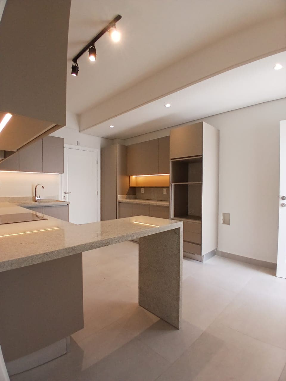 En Venta Casa Zona Ycua Sati, foto 4