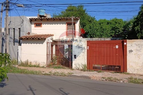 Chalet en Fernando de la Mora, foto 1