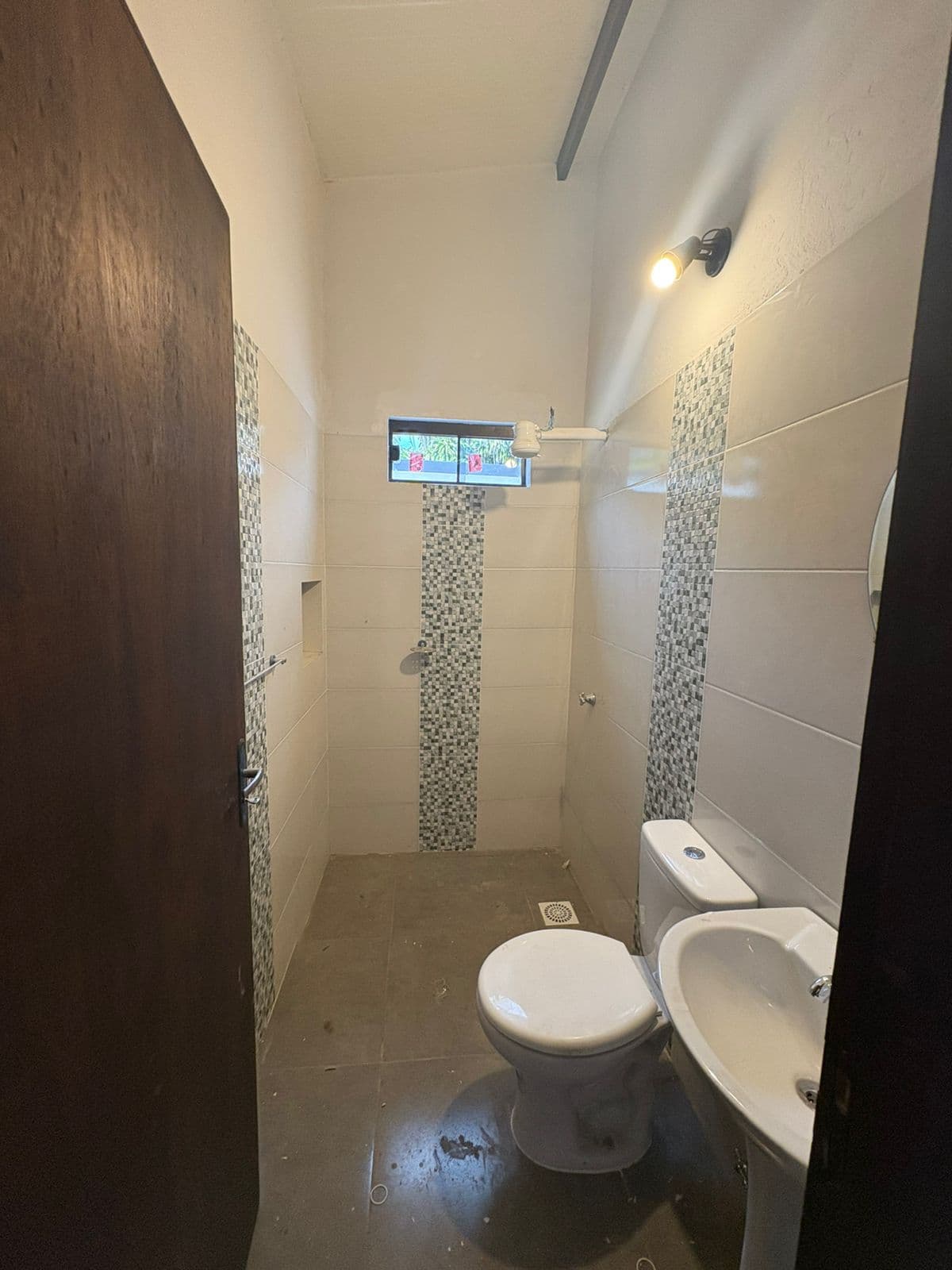chalet a estrenar barrio kennedy Lambare, foto 3