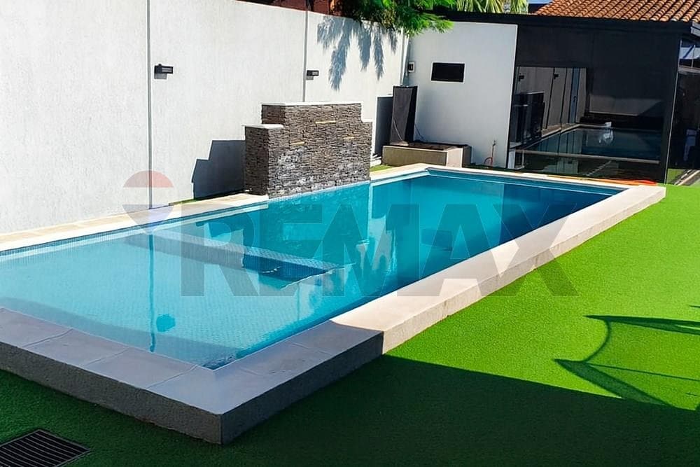Casa - Venta - Los Laureles, Asunción, Paraguay, foto 2