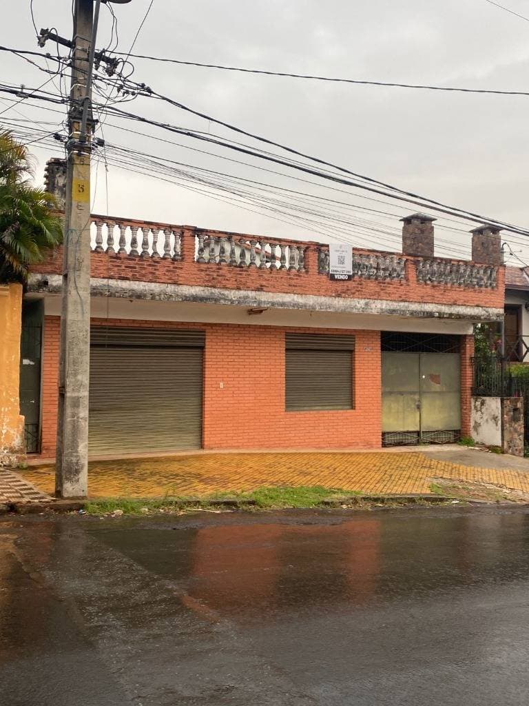 En Venta propiedad a solo 185 metros de la Avda. Molas López