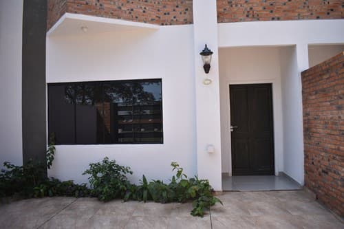 DUPLEX en Lambare, Mbachio II, zona Yacht — foto 2