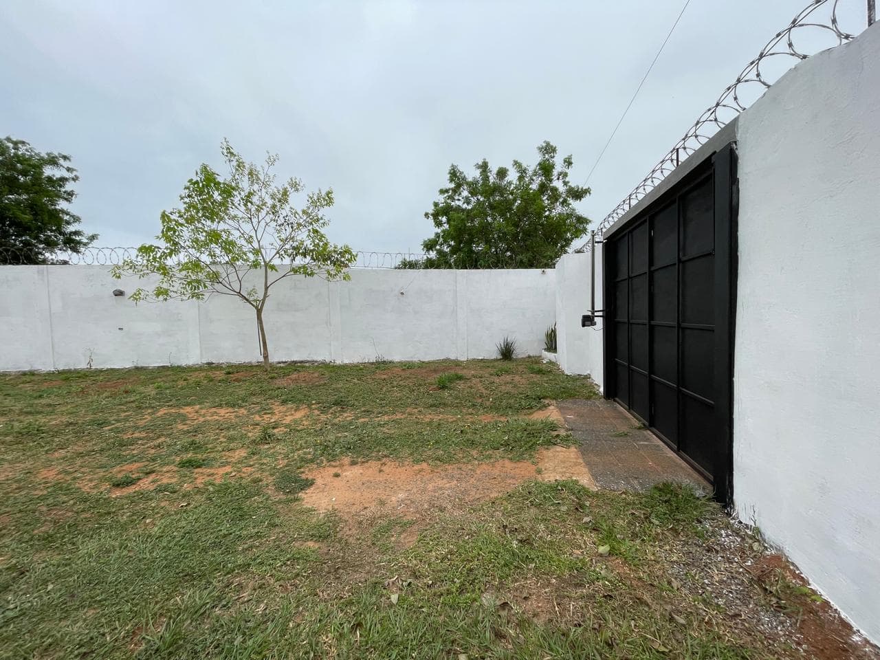 Vendo en Luque, hermoso chalet