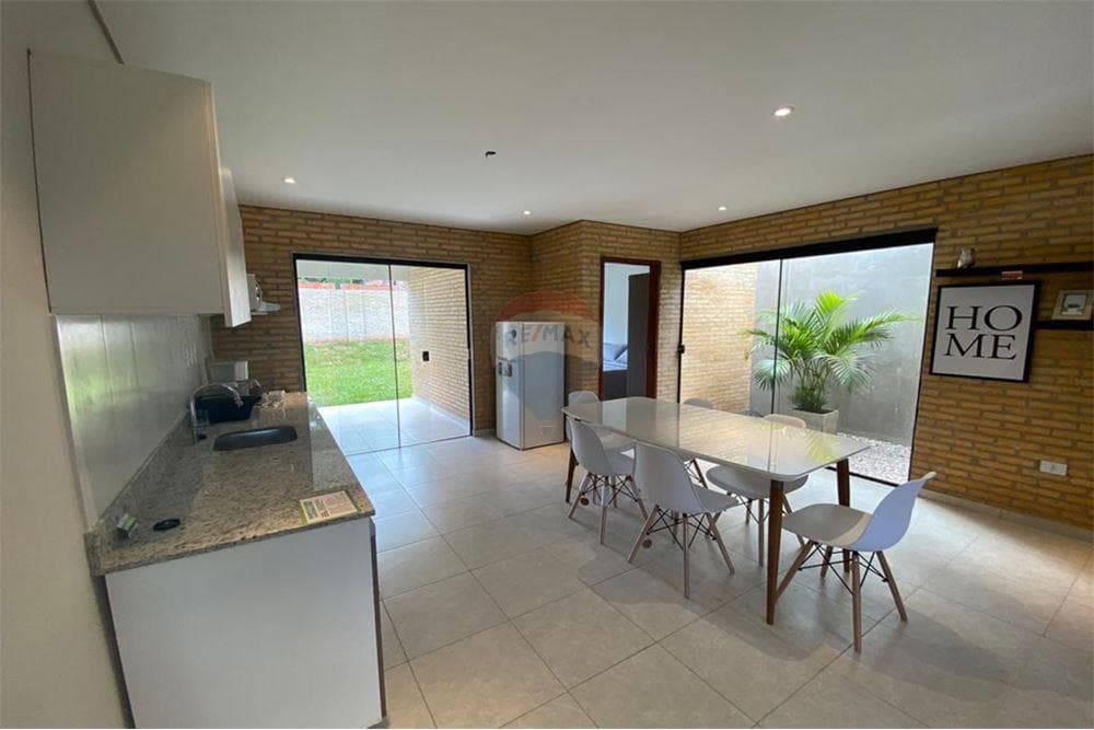 Duplex -2 hab. - Apto p/Crédito bancario- Luque, Central, Paraguay