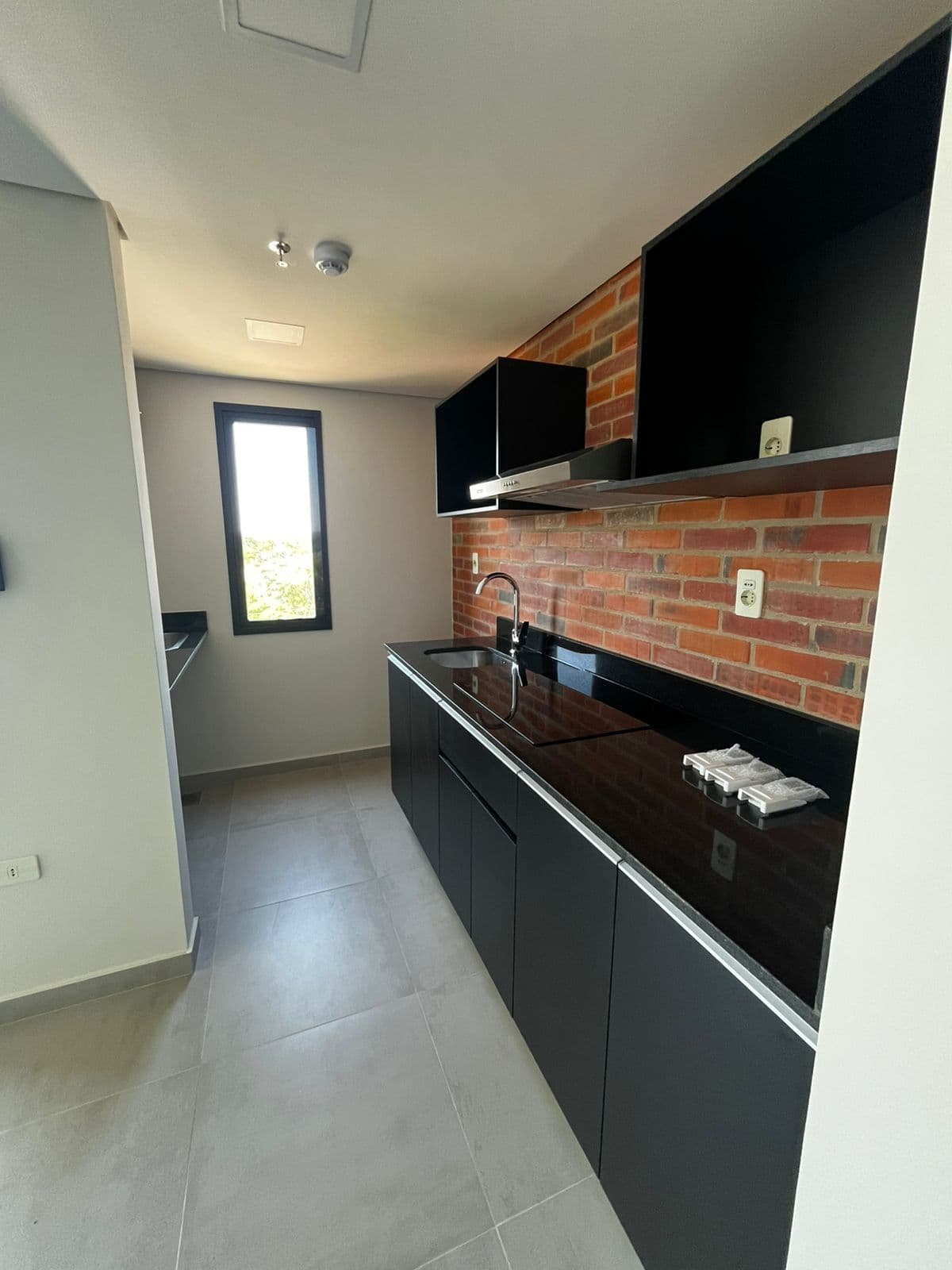Departamento En Alquiler De 2 Habitaciones, Zona Cit, foto 2