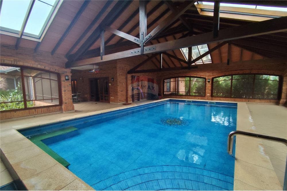 Amplia Casa en Surubi’i cuenta con Piscina y Generador propio — foto 3