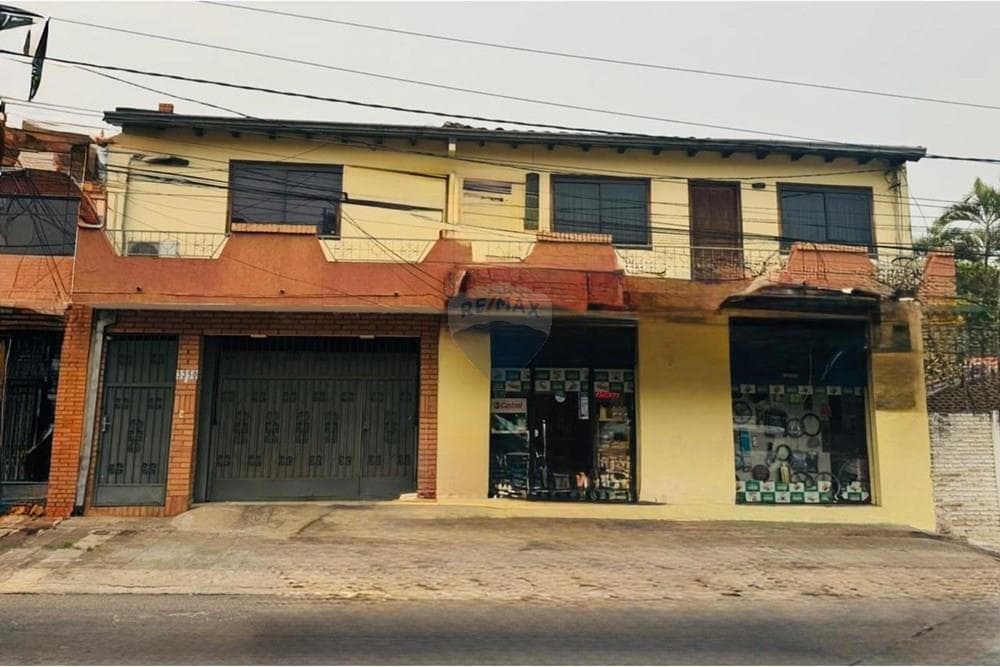 Propiedad comercial en lambare sobre republica argentina