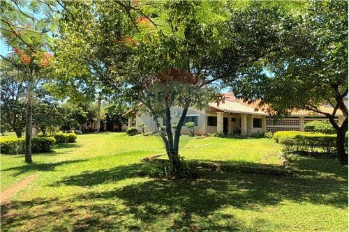 Local comercial en venta, central itaugua — foto 5