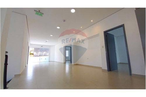 Oficina/local comercial en planta alta con entrada independiente, foto 4