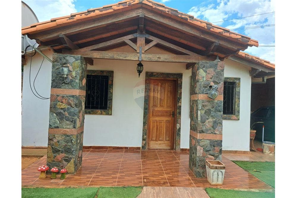 Vendo casa en Luque mora cue