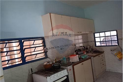 Casa de dos plantas en Luque, foto 4