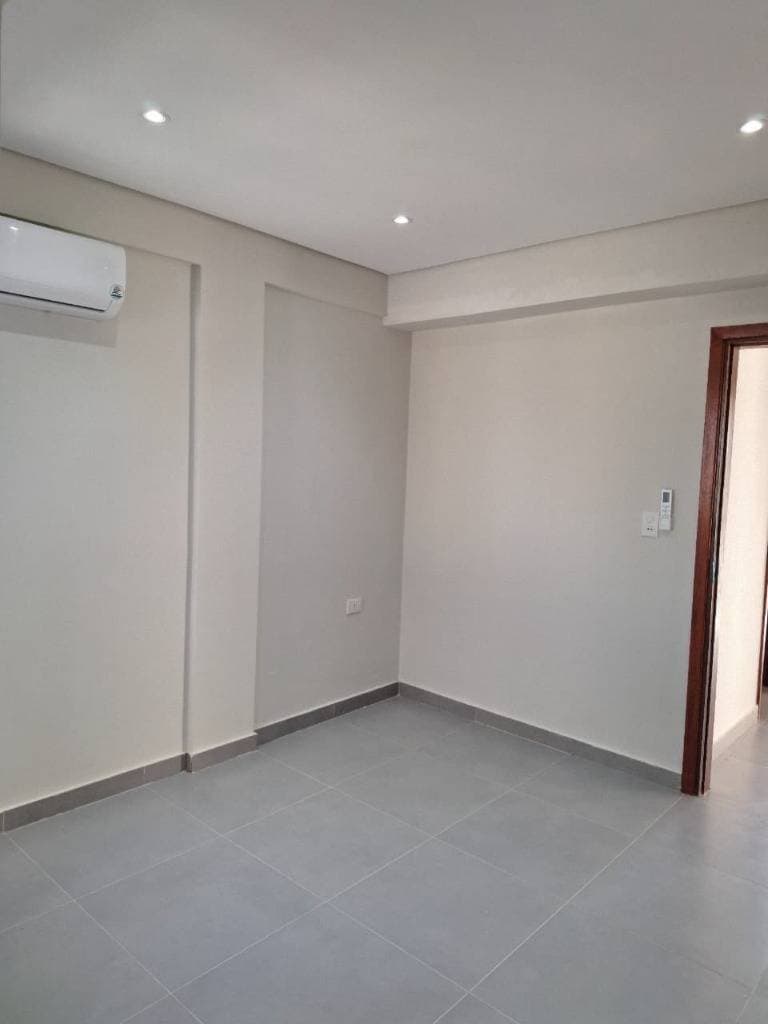 Departamento 2 Dormitorios en Venta - Edificio Bahamas, San Lorenzo, foto 3