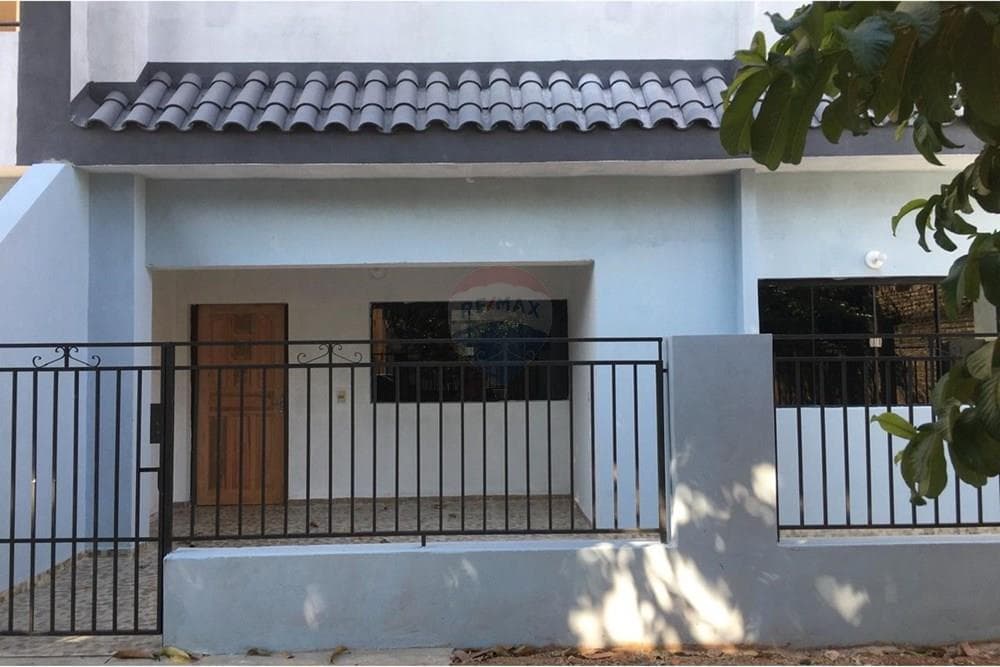 Alquilo departamento tipo duplex centro san lo