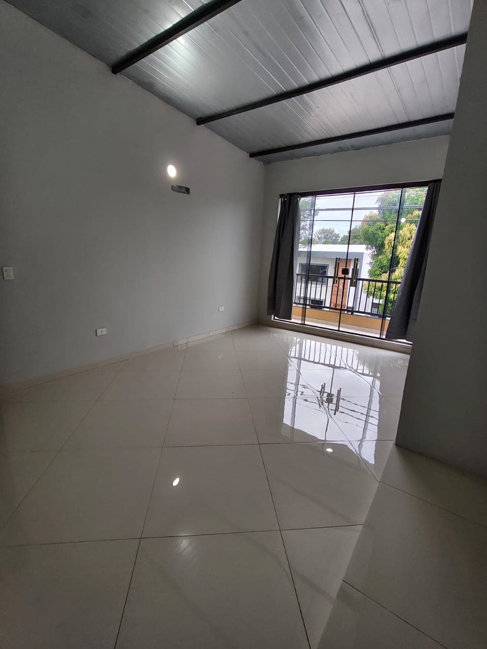 Amplio departamento a estrenar! De 1 habitación en Lambaré, foto 3