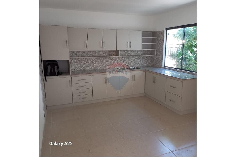 casa zona del Yacht , Lambare, foto 5