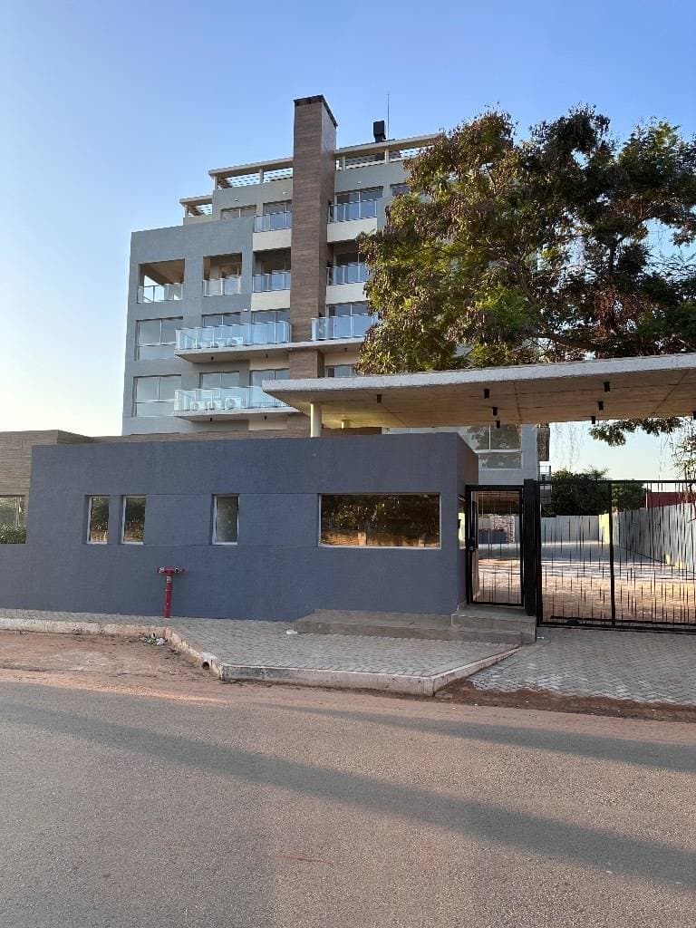Departamento 3 dormitorios en alquiler - Terrazas de Laurelty, Luque