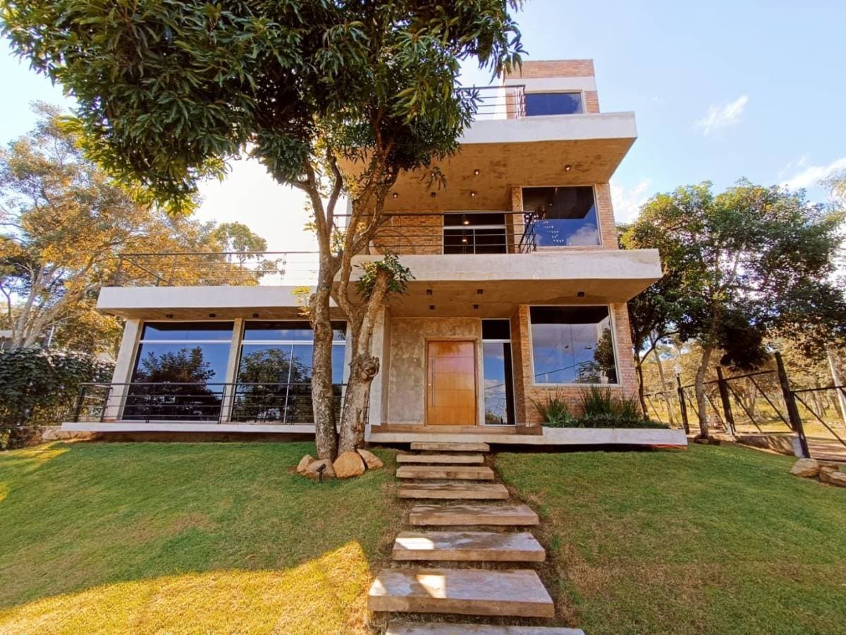 En venta lujosa residencia en San Bernardino