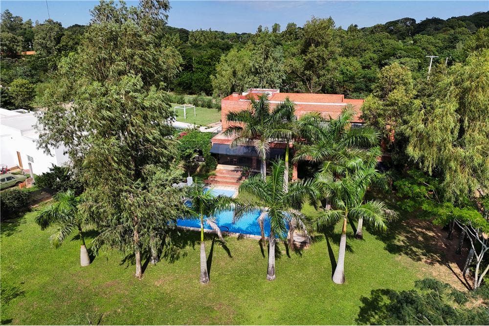 Casa lujosa en Mariano Roque Alonso, foto 3