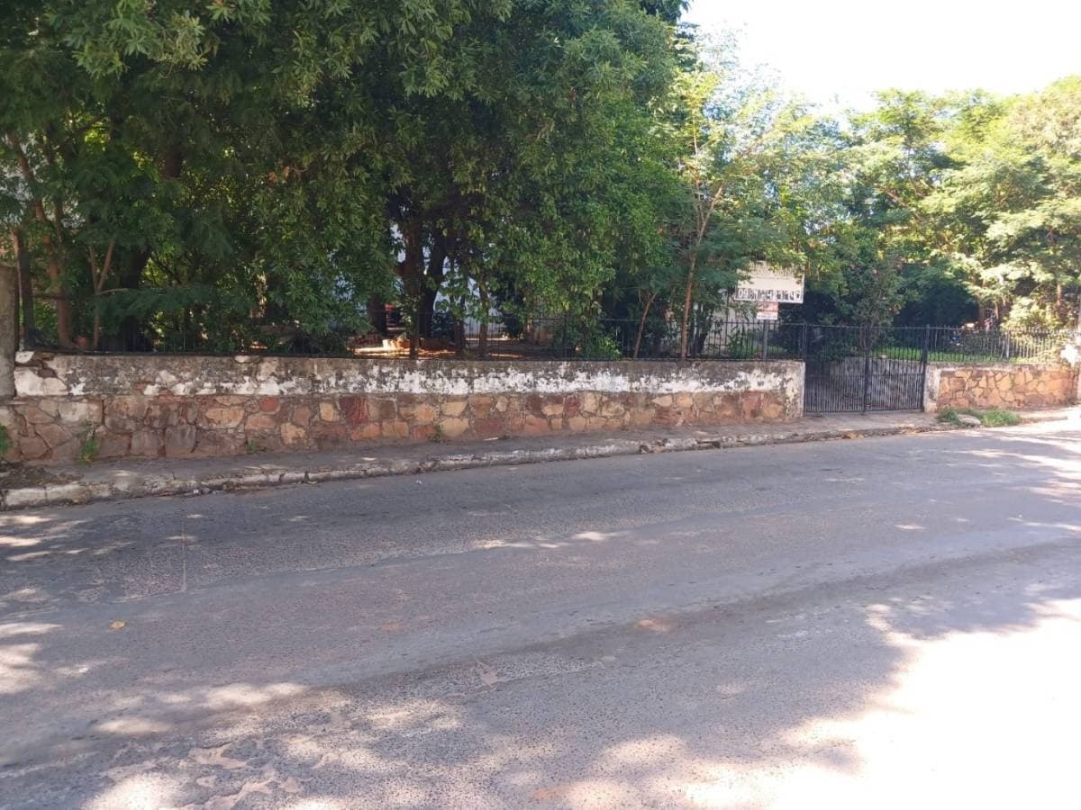 Amplio terreno a 30mts de mcal lopez, zona curva de la muerte, foto 2