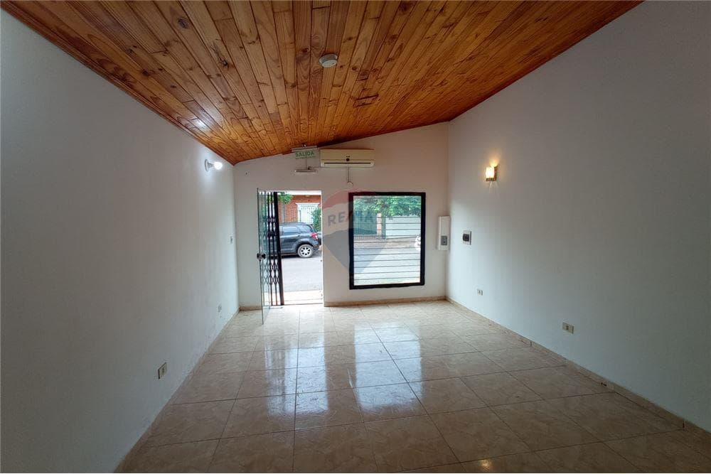 Local Comercial - Alquiler - Recoleta, Paraguay