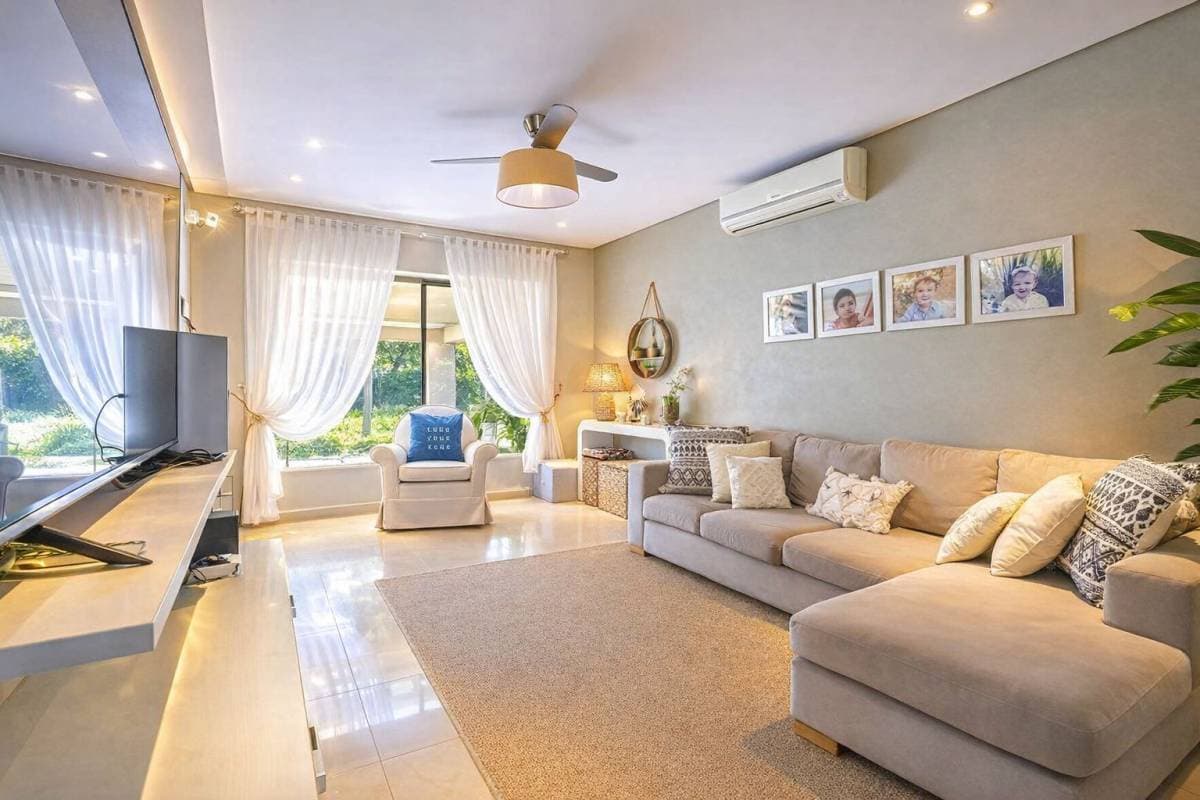 Vendo casa en country montesol Luque