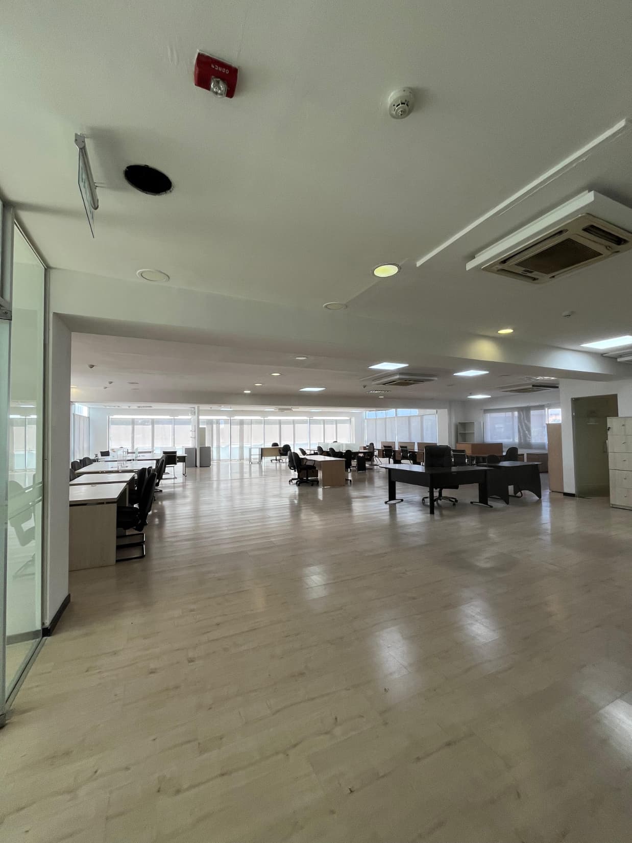 Zona shopping la galería en alquiler oficina de 330 m2 con 5 cocheras, foto 1