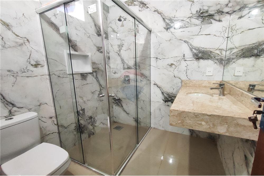En venta amplia casa con 3 habitaciones en suite, foto 5