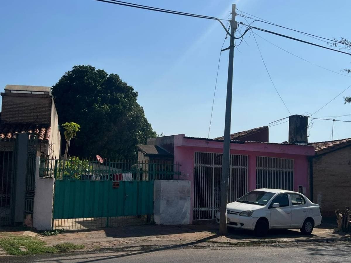 terreno con casa a refaccionar o a demoler, foto 2