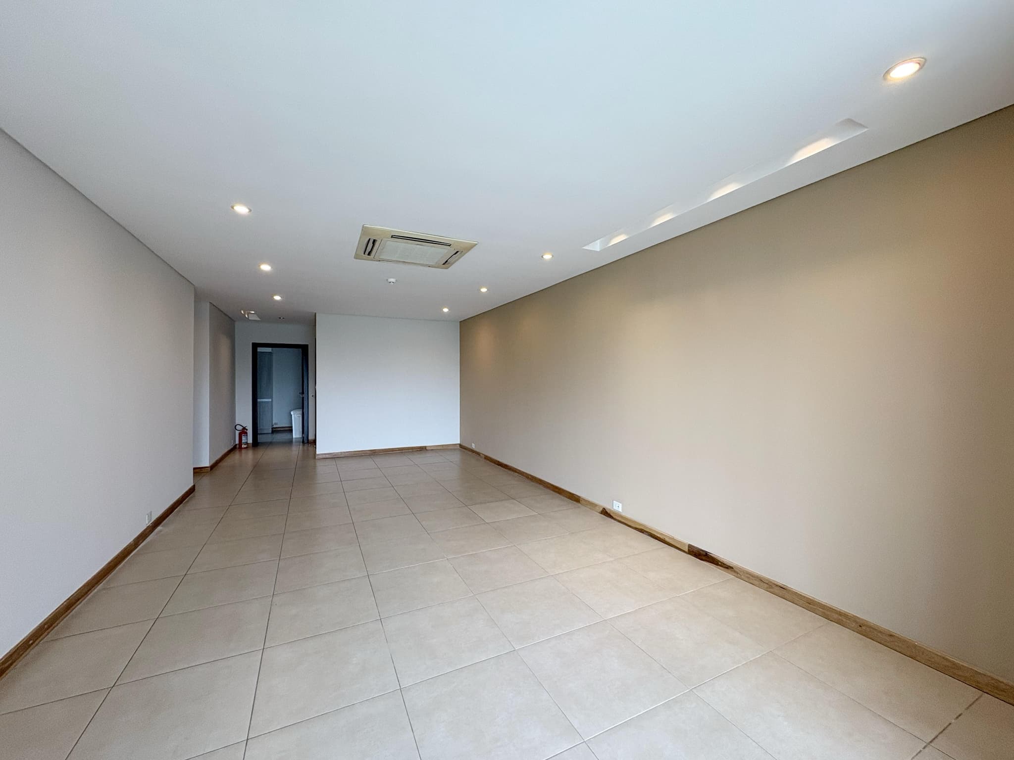 Departamento en Edificio Rio Lindo 3 habitaciones mas cuarto de servicio — foto 2