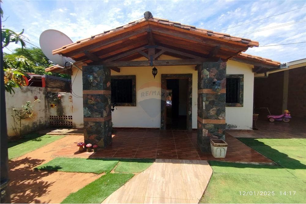Vendo casa en Luque mora cue