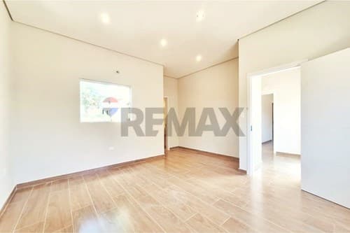 Casa-Venta-PY Central Luque, foto 4