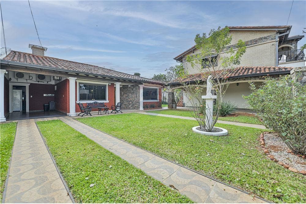 Casa - Venta - Cuarto Barrio Luque, foto 3