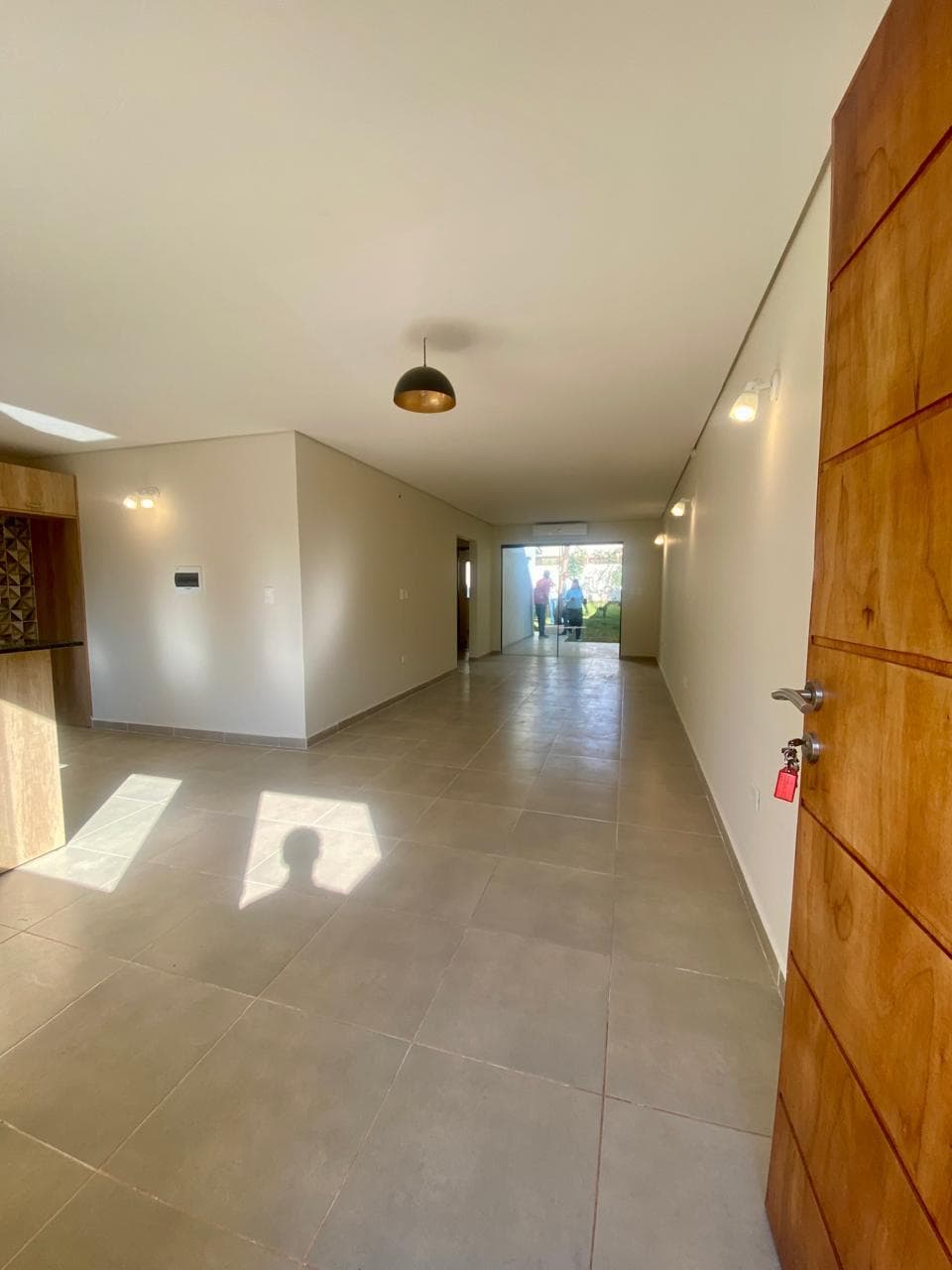 Hermosa casa pareada en barrio Loma Merlo | Luque — foto 2
