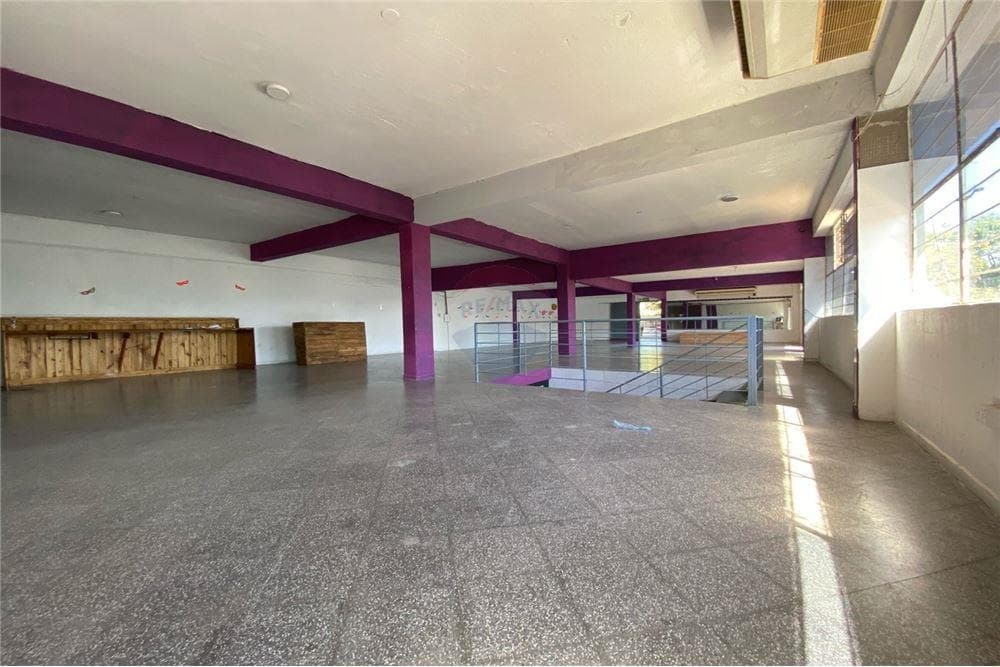 Local Comercial- Alquiler