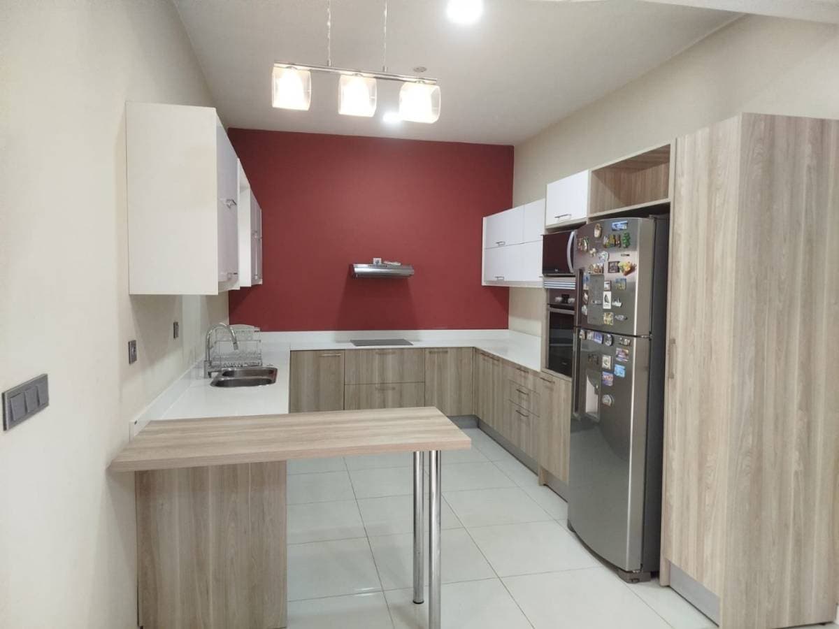 Casa Amoblada de dos pisos, con 4 habitaciones — foto 4