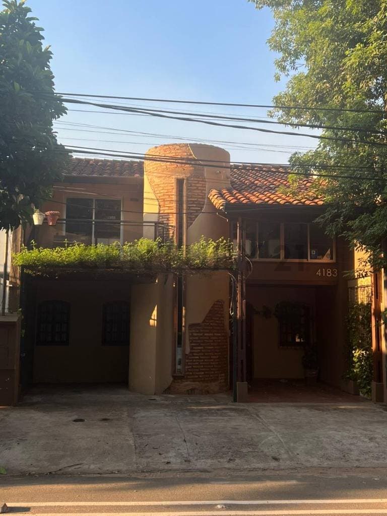 Propiedad en venta – Casa en Barrio Mburicaó, Asunción, foto 2