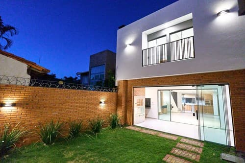 Dúplex-Venta-San Alfonso esq. Legion Civil Extranjera, Villa Morra, Asunción
