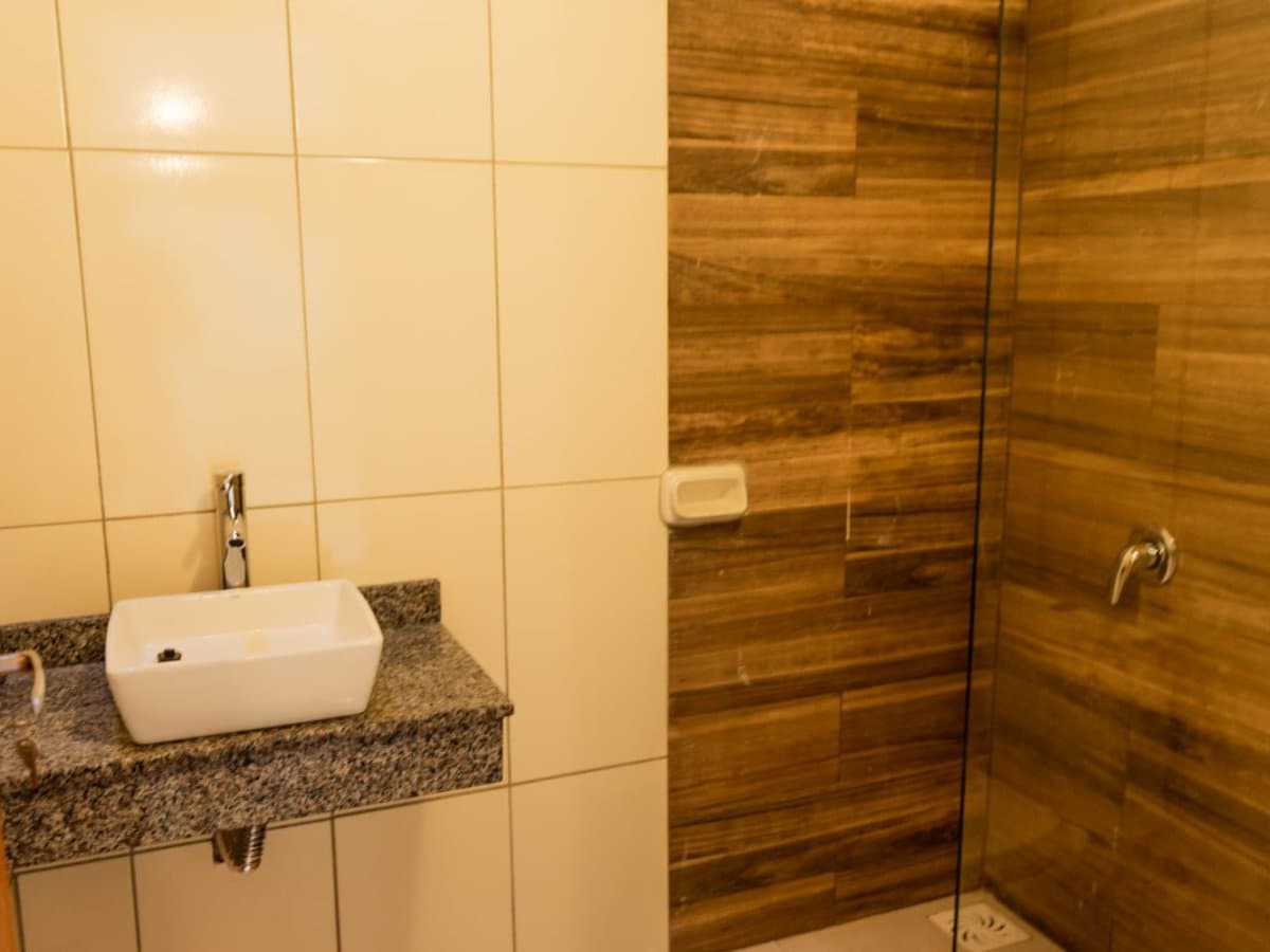 Casa a estrenar en barrio cañadita Ñemby, foto 3