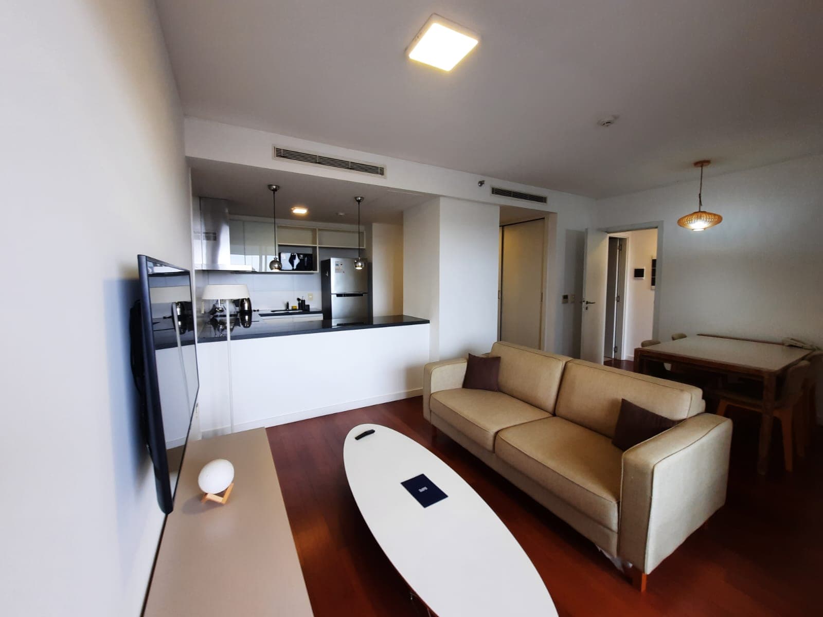 Departamento de 2 habitaciones Amoblada en zona Paseo La Galería, foto 4