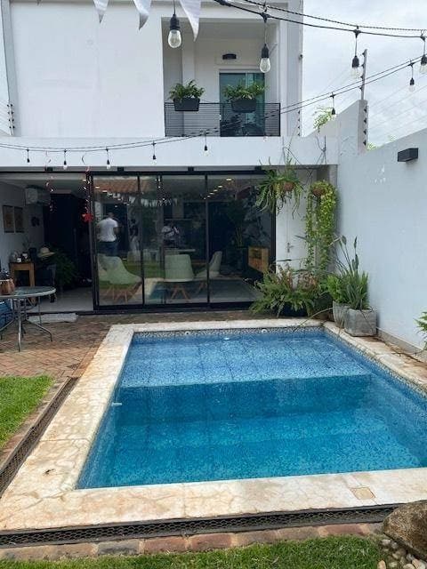 Duplex en venta en fdo de la mora, zona norte, foto 2