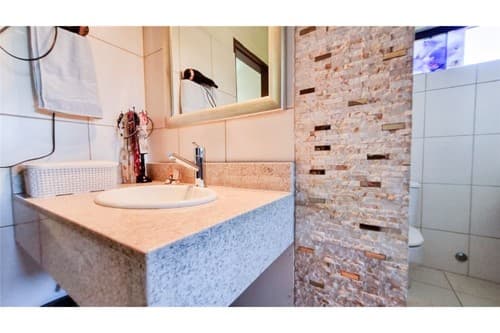 Casa-Venta-Teniente 1° Venancio Ross Hipódromo, Asunción, foto 3