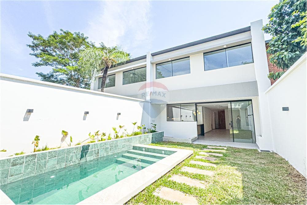 Duplex a estrenar, zona en Conmebol — foto 5