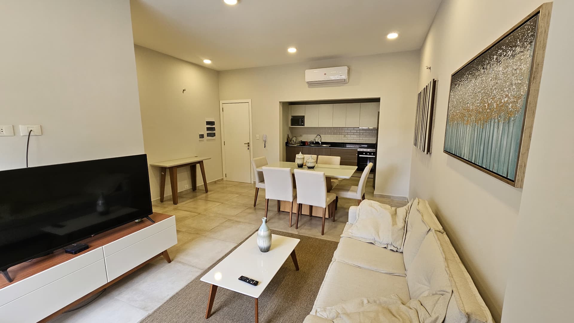 En venta departamento de 2 dormitorios en Ycua Saty - Asunción