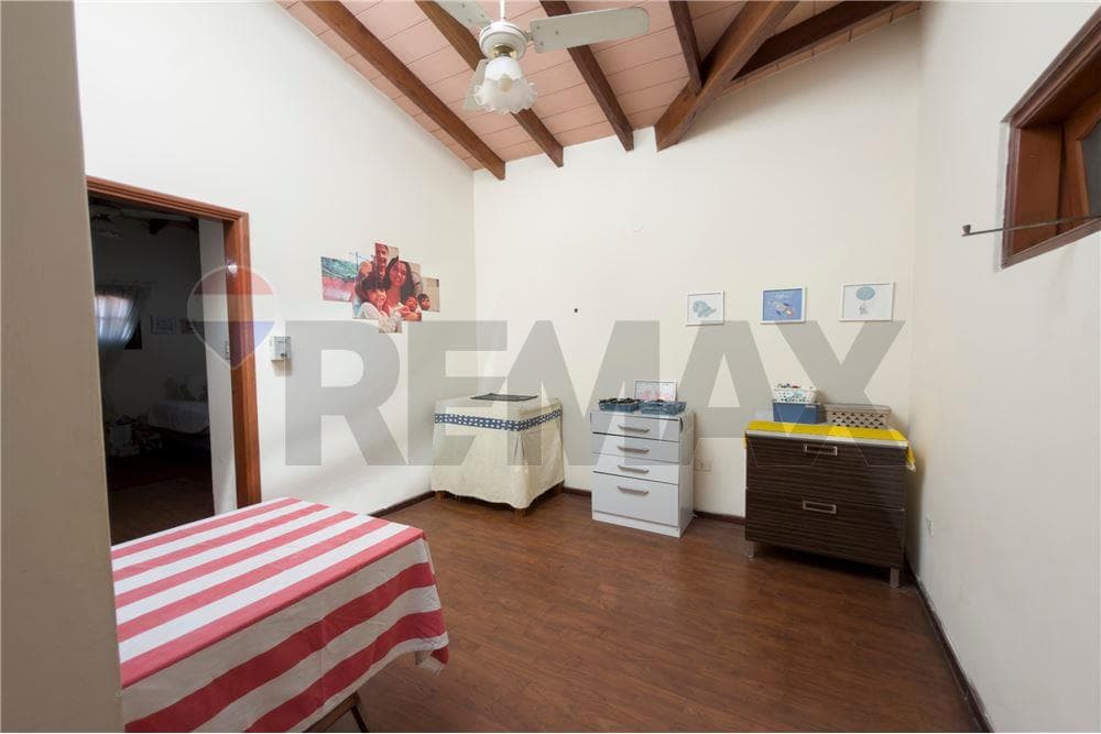 Casa de 11 habitaciones en Asunción a 3 cuadras de República Argentina, foto 2