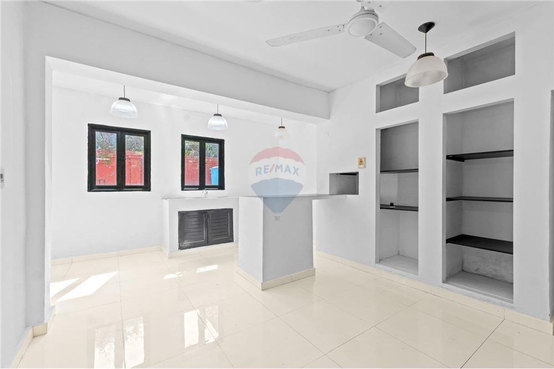 Residencia en venta - Mburucuya — foto 3
