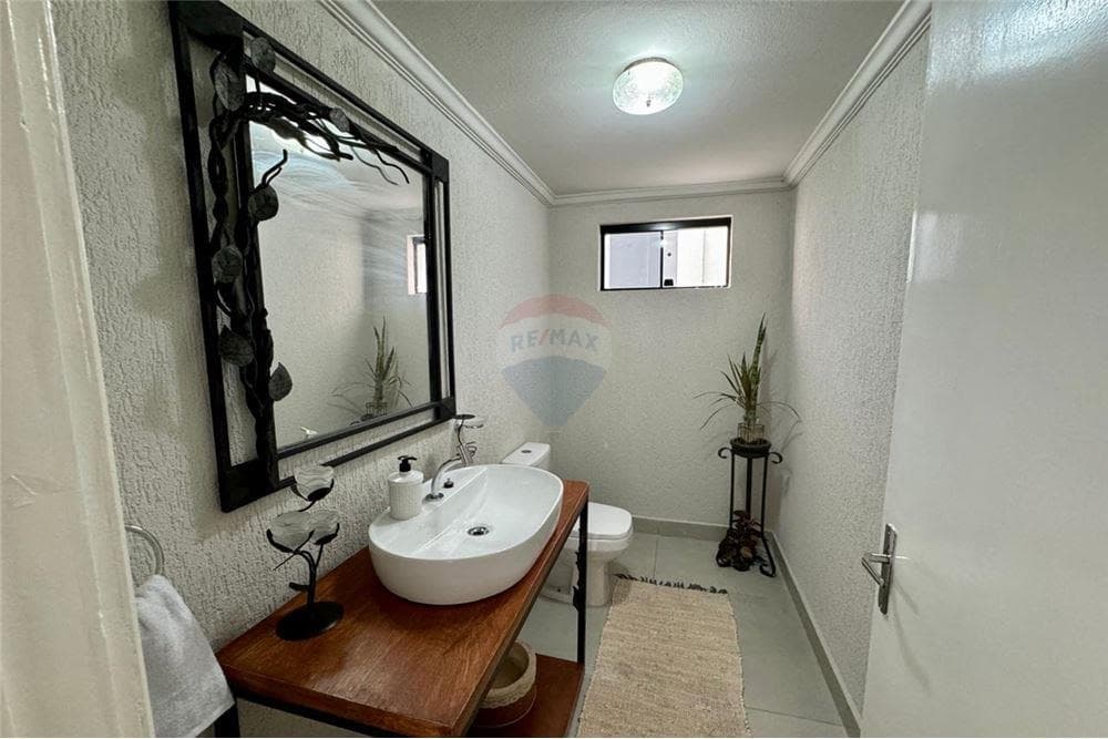 Casa en mburucuya a pasos de calle itapua, foto 4