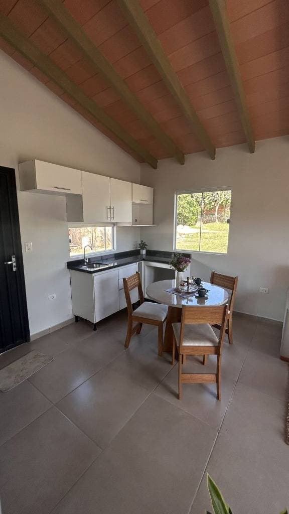 En venta Casas en Condominio Casa Vida- Luque, foto 3