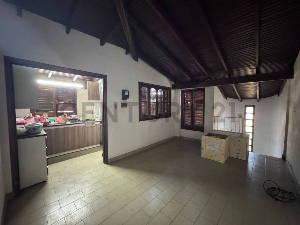 Casa a refaccionar en ba. San jorge, foto 5