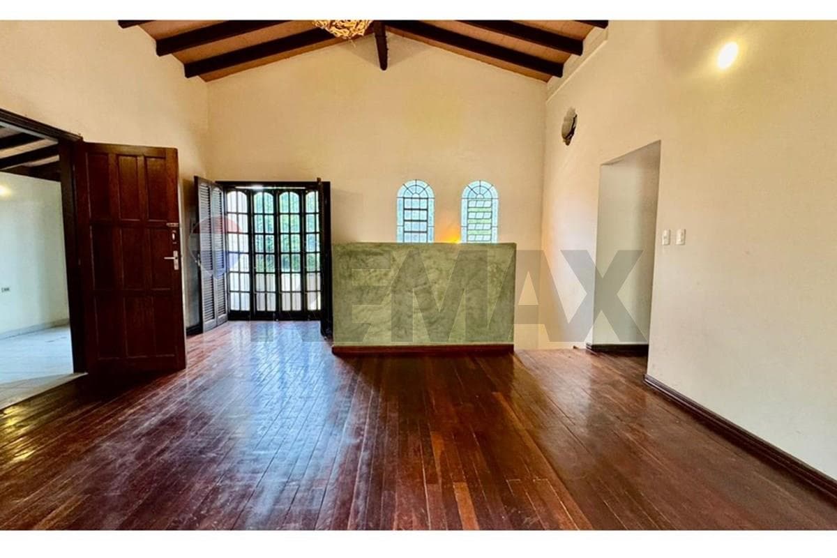Casa - Alquiler - Luque, Central, Paraguay, foto 4